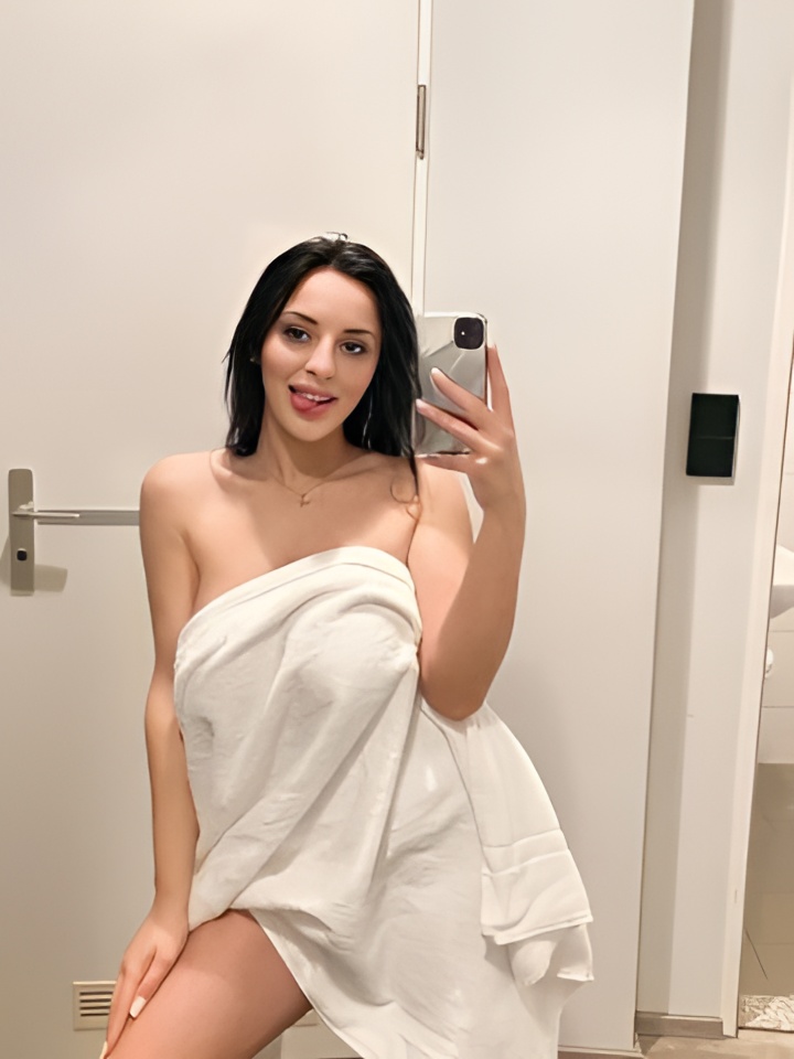 Леся привлекальеная девушка из Новоузенска цена от 1500 руб