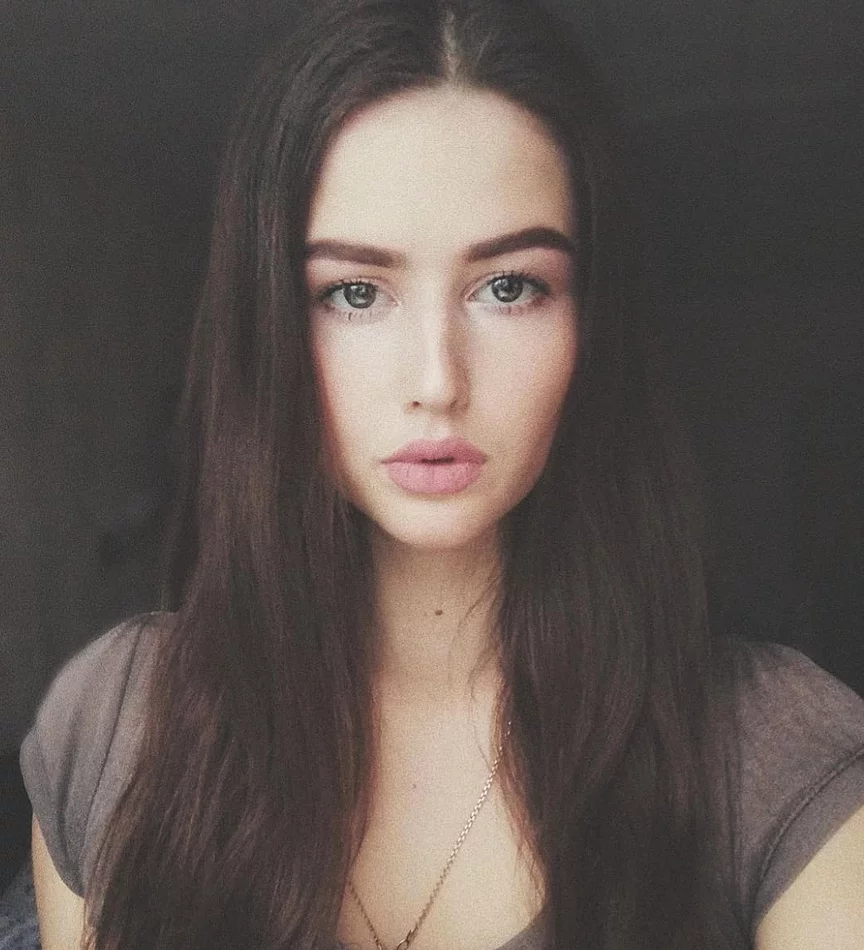 Карина привлекальеная девушка из Новоузенска цена от 3500 руб