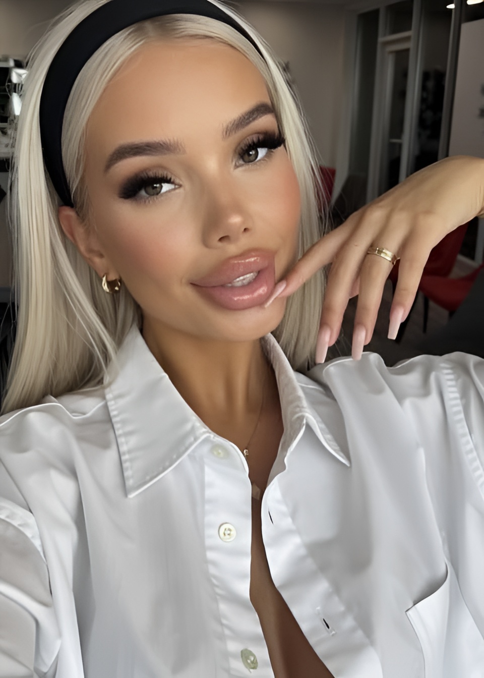 Индивидуалка АЛЁНУШКА, доступна для личного знакомства от 18000 руб