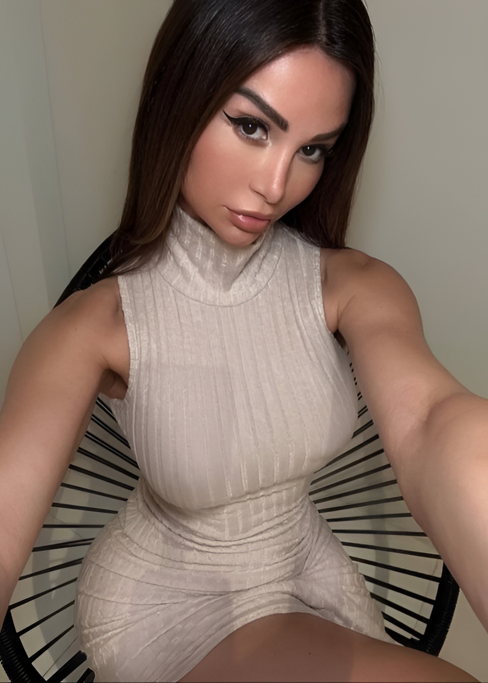 Дина привлекательная девушка из Новоузенска цена от 8000 руб