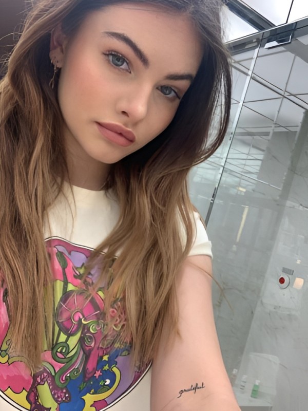 Ева привлекательная девушка из Новоузенска цена от 5000 руб